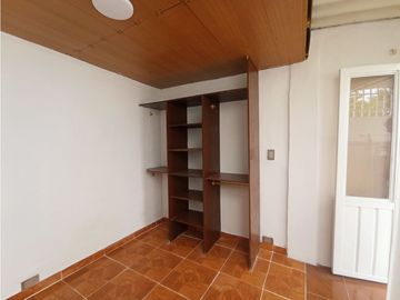 SE VENDE CASA EN BRISAS DE LOS ALAMOS