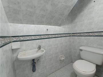 SE VENDE CASA EN BRISAS DE LOS ALAMOS