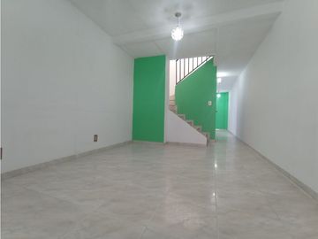 SE VENDE CASA EN BRISAS DE LOS ALAMOS