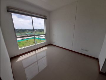 Ciudad Santa Bárbara - Apartamento en conjunto cerrado en venta