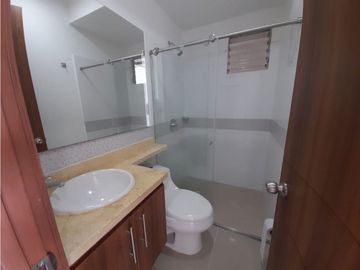 Ciudad Santa Bárbara - Apartamento en conjunto cerrado en venta