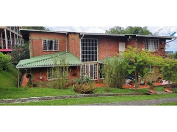 SE VENDE CASA CAMPESTRE EN CIRCASIA