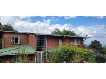 SE VENDE CASA CAMPESTRE EN CIRCASIA