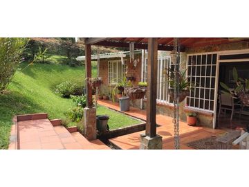 SE VENDE CASA CAMPESTRE EN CIRCASIA