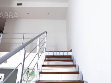 CASA EN VENTA EN CANTERA DEL PEDREGAL CON RECAMARA EN PLANTA BAJA