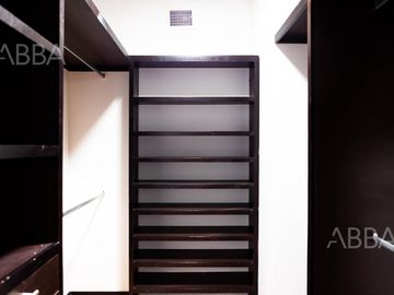 CASA EN VENTA EN CANTERA DEL PEDREGAL CON RECAMARA EN PLANTA BAJA