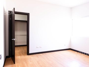 CASA EN VENTA EN CANTERA DEL PEDREGAL CON RECAMARA EN PLANTA BAJA
