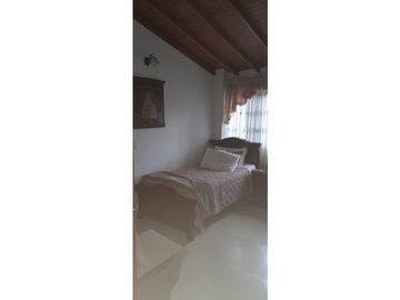 VENTA APARTAMENTO EN LAURELES EN LA CIUDAD DE MEDELLIN /S311