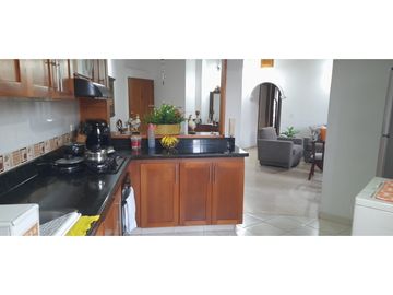 VENTA APARTAMENTO EN LAURELES EN LA CIUDAD DE MEDELLIN /S311