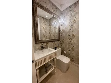 SE VENDE GLAMOUROSO APARTAMENTO EN EL GOLF PISO 22 EN BARRANQUILLA