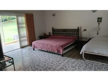 EXCELENTE FINCA GIRARDOTA SECTOR EL YARUMO