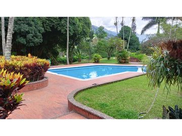EXCELENTE FINCA GIRARDOTA SECTOR EL YARUMO