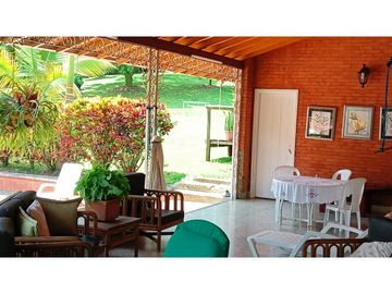 EXCELENTE FINCA GIRARDOTA SECTOR EL YARUMO