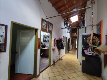 casa, finca en Medellín, santa Elena, rodeada de Naturaleza