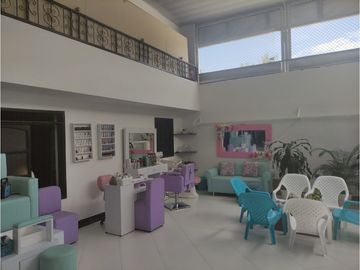 Se Vende o Permuta Espectacular Casa en Ibagué por Finca en Risaralda.