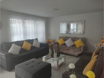 Se Vende o Permuta Espectacular Casa en Ibagué por Finca en Risaralda.