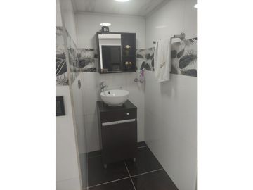 Se Vende o Permuta Espectacular Casa en Ibagué por Finca en Risaralda.