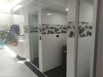 Se Vende o Permuta Espectacular Casa en Ibagué por Finca en Risaralda.