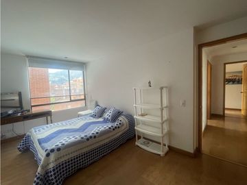 VENDO HERMOSO APARTAMENTO EN LA CAROLINA