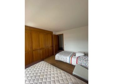 VENDO HERMOSO APARTAMENTO EN LA CAROLINA
