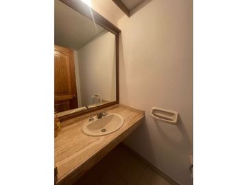 VENDO HERMOSO APARTAMENTO EN LA CAROLINA