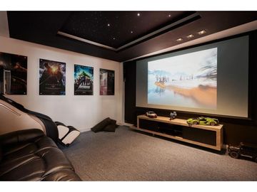 Espectacular casa en venta Norteamerica Unidad cerrada