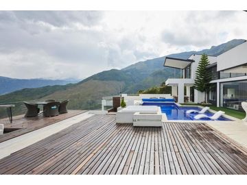 Espectacular casa en venta Norteamerica Unidad cerrada