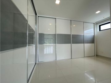 Venta casa de 2 niveles Barcelona de indias Etapa Sarria en Cartagena