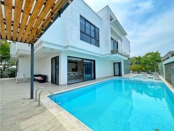 Venta casa de 2 niveles Barcelona de indias Etapa Sarria en Cartagena