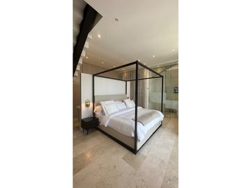 SE VENDE APTO MODERNO EN EL GOLF BQUILLA