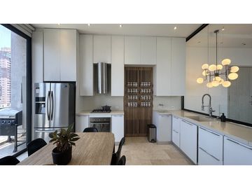 SE VENDE APTO MODERNO EN EL GOLF BQUILLA