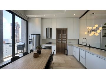 SE VENDE APTO MODERNO EN EL GOLF BQUILLA