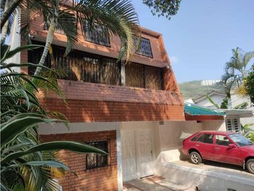 Casa MULTIFAMILIAR en venta tejares de San Fernando