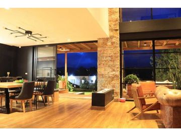 Arriendo Casa Campestre en Alto de las Palmas