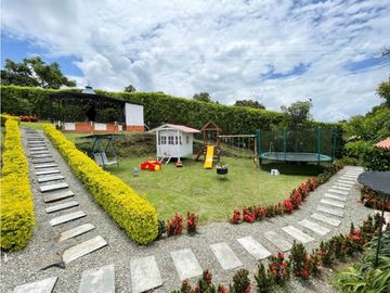 VENTA DE CASA CAMPESTRE O CHALET EN LA TEBAIDA - QUINDIO