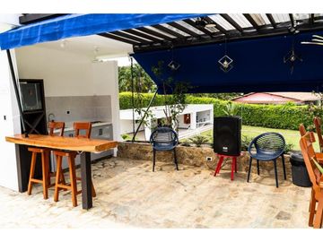VENTA DE CASA CAMPESTRE O CHALET EN LA TEBAIDA - QUINDIO
