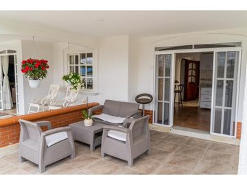 VENTA DE CASA CAMPESTRE O CHALET EN LA TEBAIDA - QUINDIO