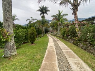 Finca en venta en Girardota sector El Limonar