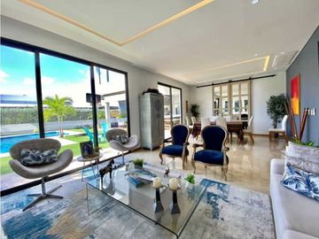 Casa en Venta en Barcelona de Indias Etapa Sarria