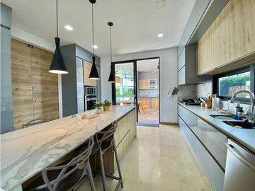 Casa en Venta en Barcelona de Indias Etapa Sarria