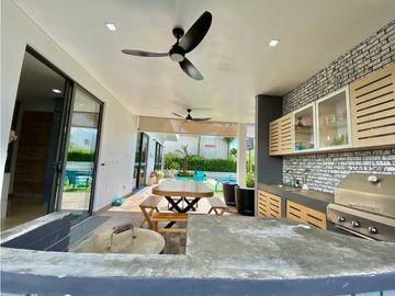 Casa en Venta en Barcelona de Indias Etapa Sarria