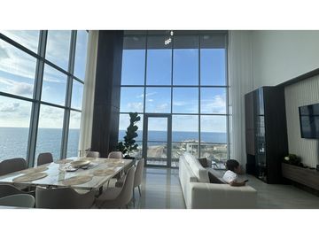 SE VENDE ESPECTACULAR APTO  DUPLEX VISTA  FRENTE AL MAR EN BQUILLA