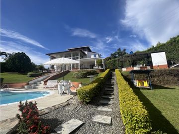 VENTA CASA CAMPESTRE PARA TURISMO SECTOR MARAVELES LA TEBAIDA Q
