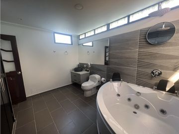 VENTA CASA CAMPESTRE PARA TURISMO SECTOR MARAVELES LA TEBAIDA Q