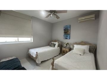 SE VENDE APTO EN ZONA DE BUENAVISTA
