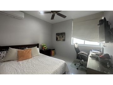 SE VENDE APTO EN ZONA DE BUENAVISTA