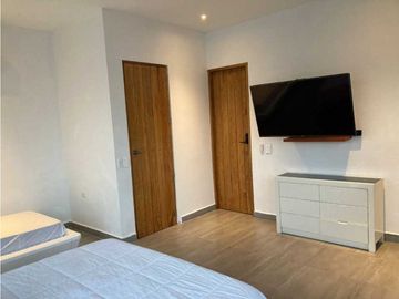 VENDO HERMOSA CASA DUPLEX EN PUNTA ROCA