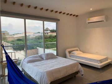 VENDO HERMOSA CASA DUPLEX EN PUNTA ROCA