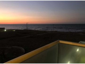 VENDO HERMOSA CASA DUPLEX EN PUNTA ROCA