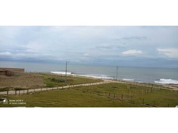VENDO HERMOSA CASA DUPLEX EN PUNTA ROCA